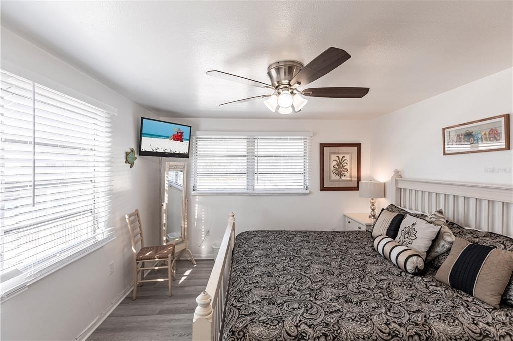 6020 Midnight Pass Road - Photo 12