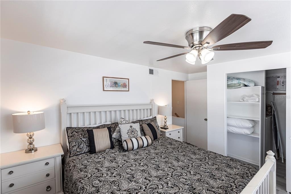 6020 Midnight Pass Road - Photo 10