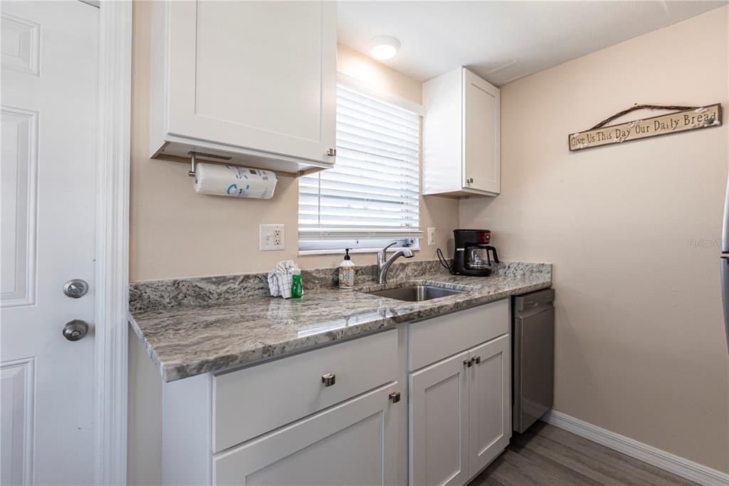 6020 Midnight Pass Road - Photo 6