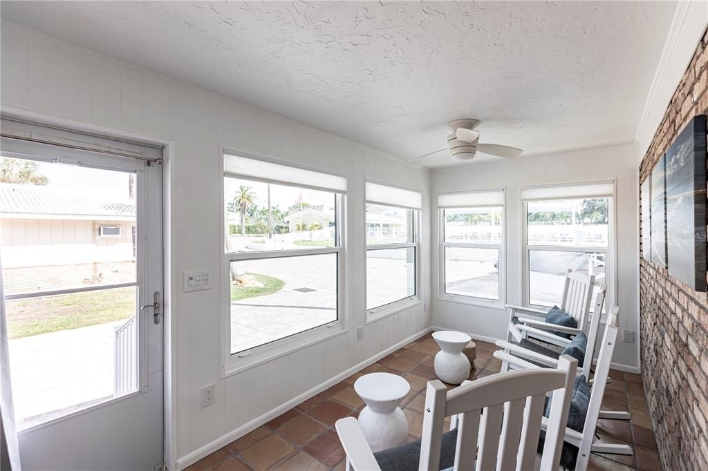 6020 Midnight Pass Road - Photo 8