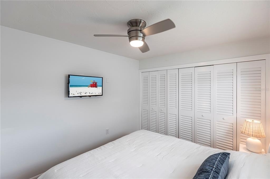 6020 Midnight Pass Road - Photo 16
