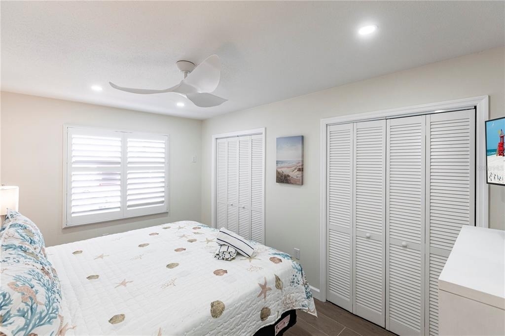 6020 Midnight Pass Road - Photo 9