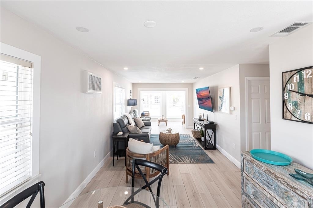 6020 Midnight Pass Road - Photo 4