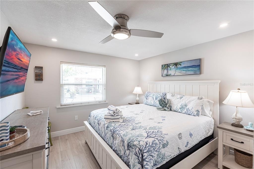6020 Midnight Pass Road - Photo 20