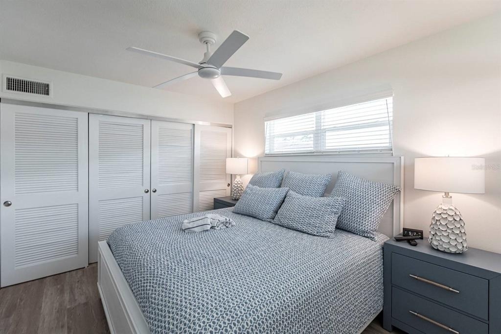 6020 Midnight Pass Road - Photo 11