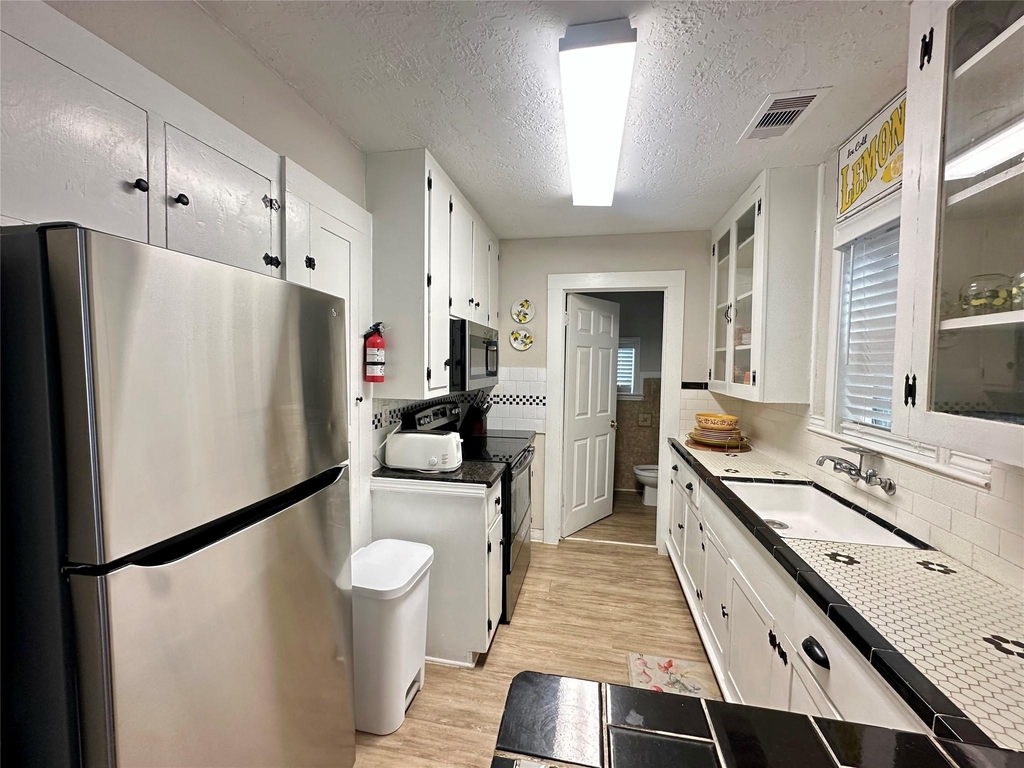 1701 17th Street - Photo 5