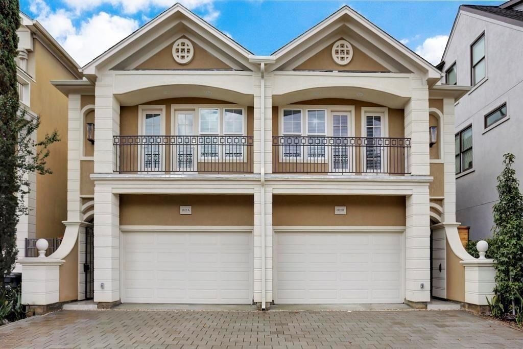 1522 Dunlavy Street - Photo 0