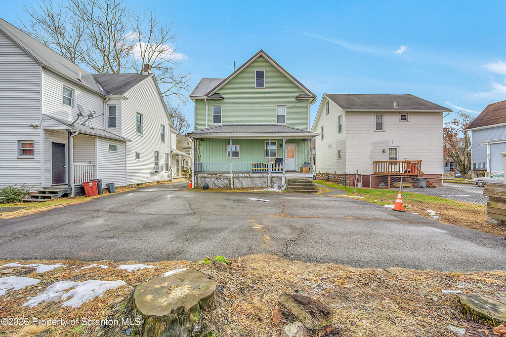 266 Rutter Avenue - Photo 1
