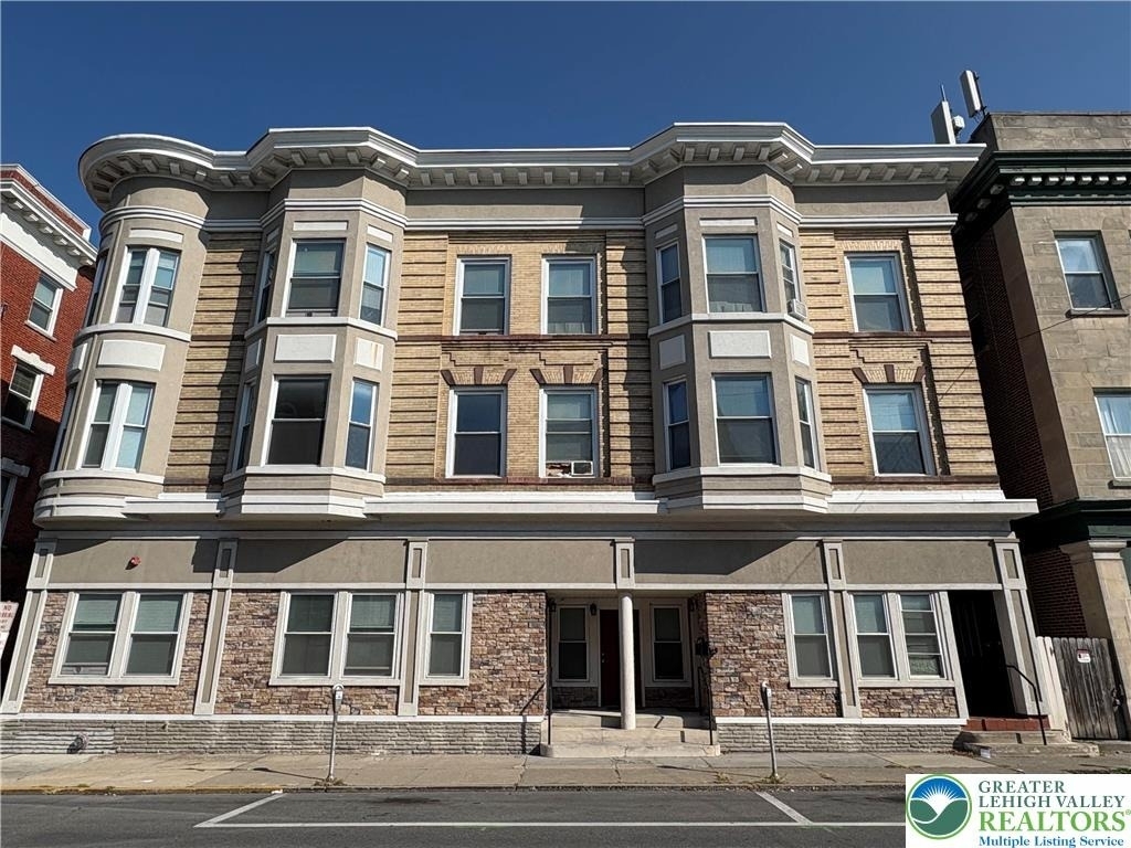 17 Belvidere Street - Photo 0