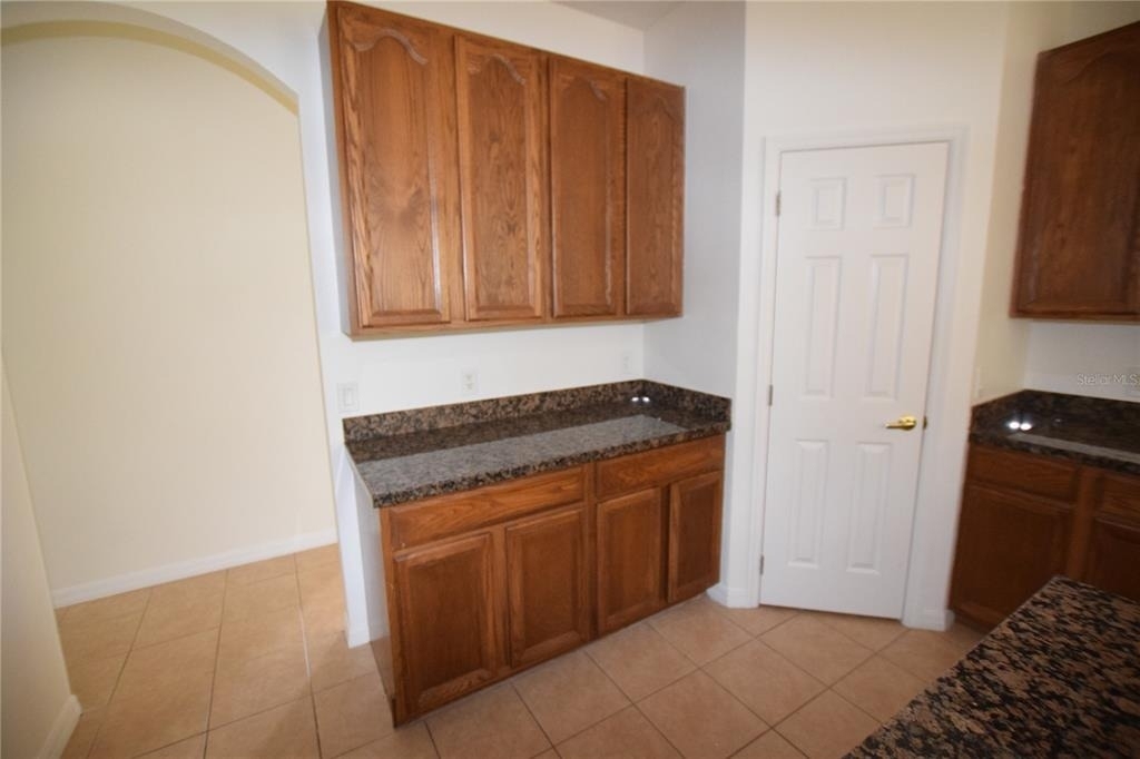 2604 Lutza Way - Photo 10