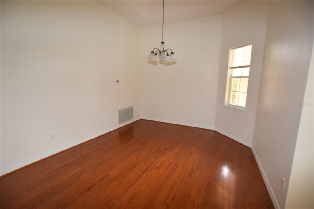 2604 Lutza Way - Photo 8