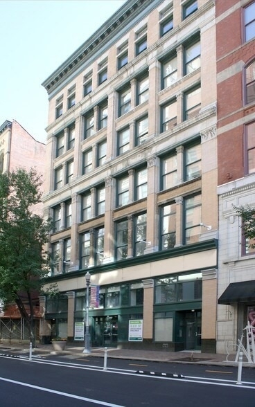 908 Penn Ave - Photo 0