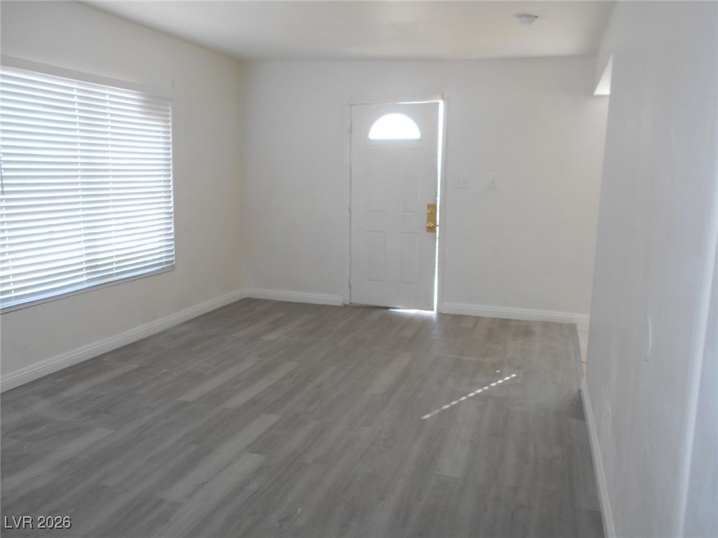 2137 E Saint Louis Avenue - Photo 2