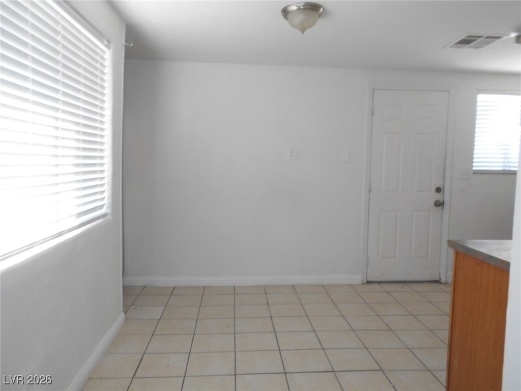 2137 E Saint Louis Avenue - Photo 5