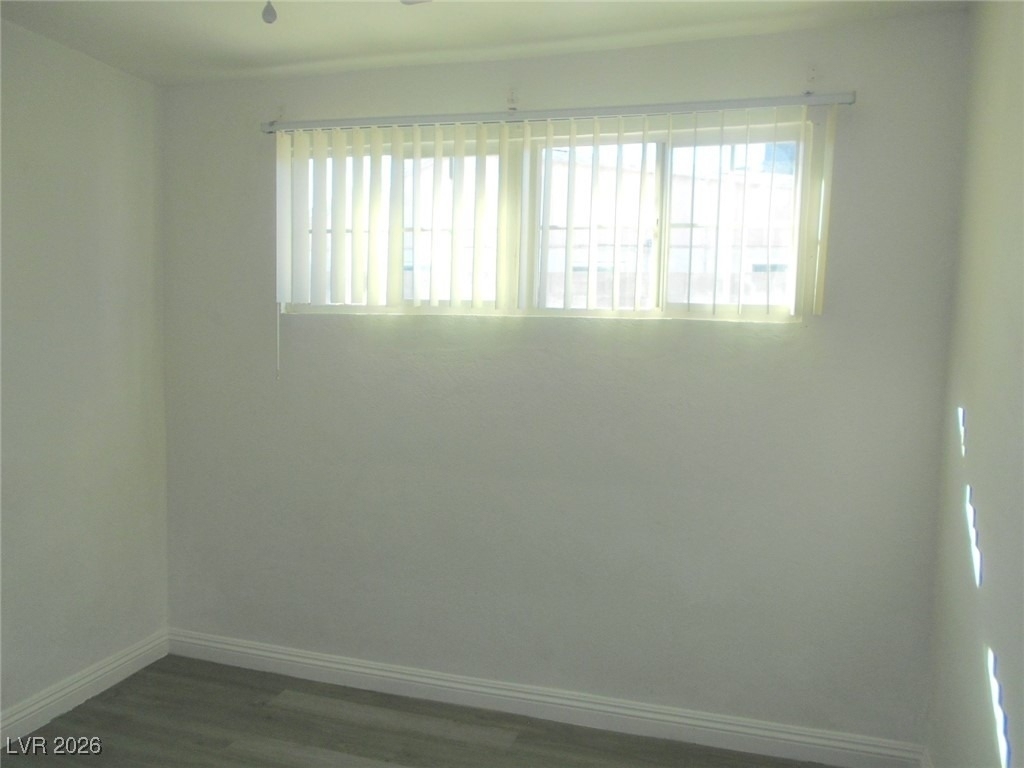 2137 E Saint Louis Avenue - Photo 9