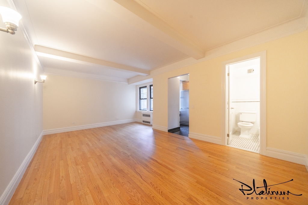Christopher Street - Photo 6