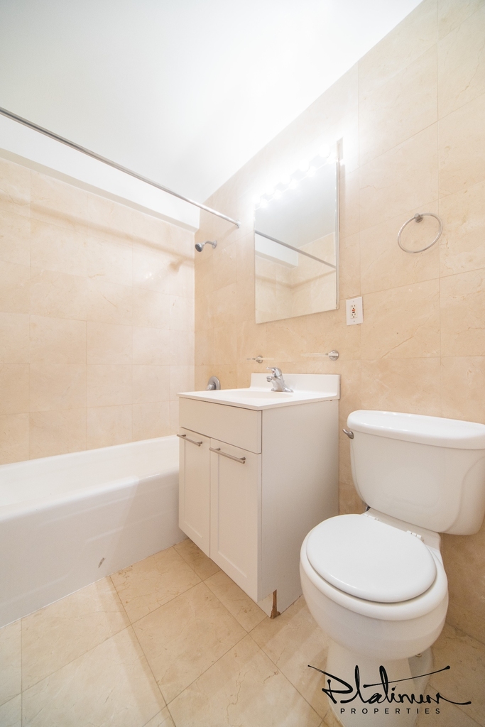 4th Avenue - Photo 10