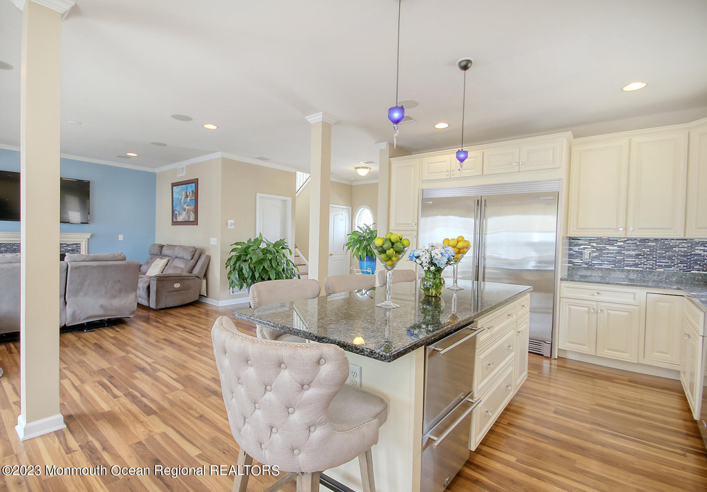 207 Ceylon Avenue - Photo 9