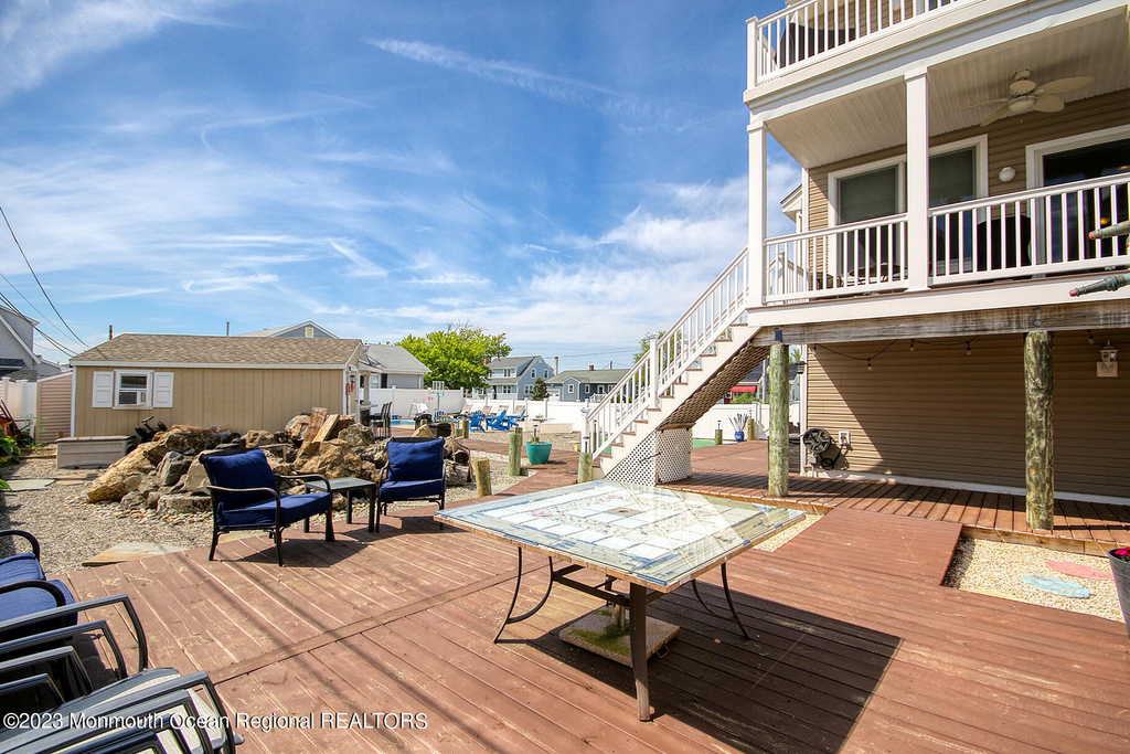 207 Ceylon Avenue - Photo 49