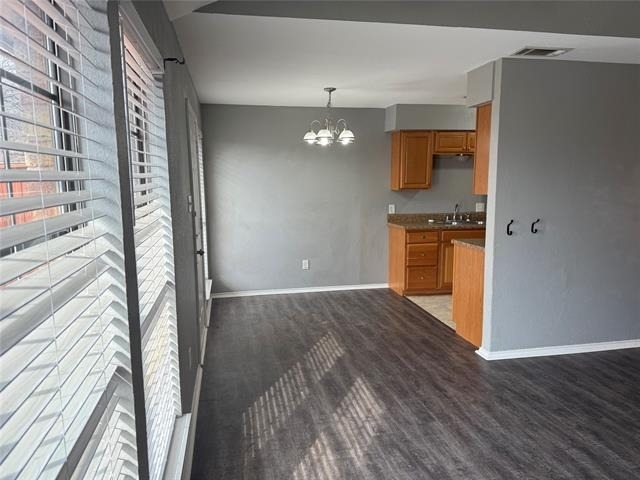 119 Peachtree Court - Photo 1