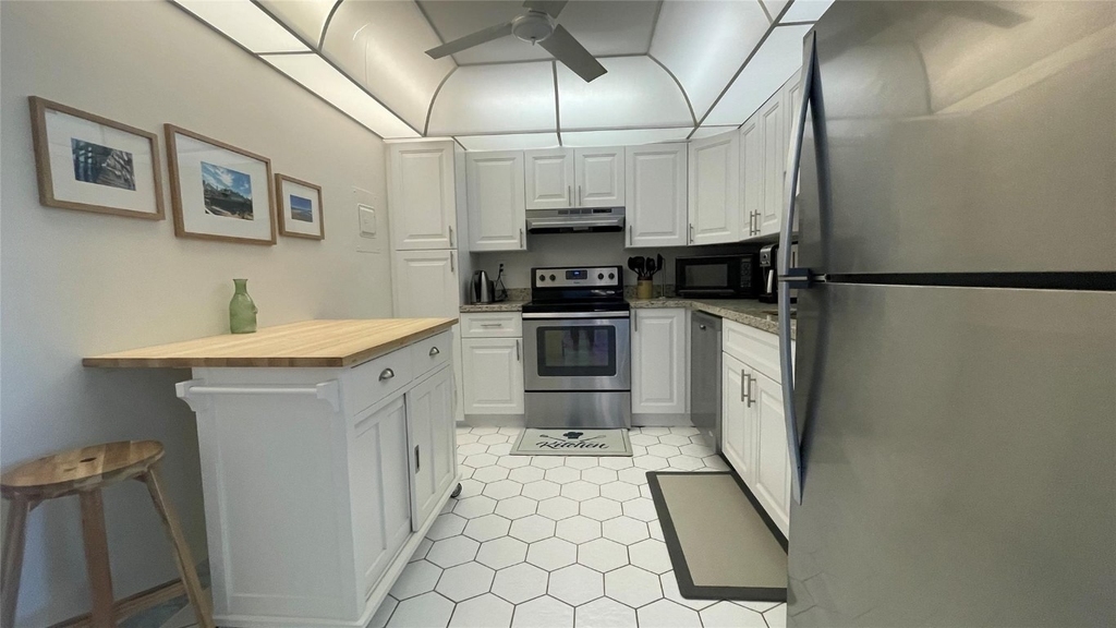 531 N Ocean Boulevard - Photo 9