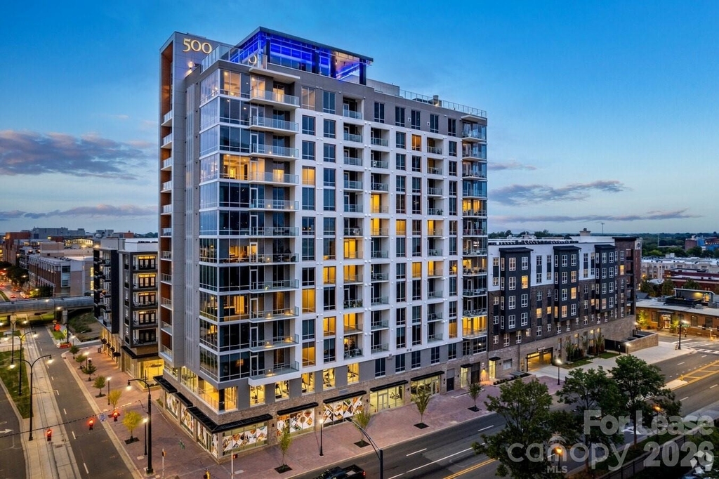 500 W Trade Street - Photo 41