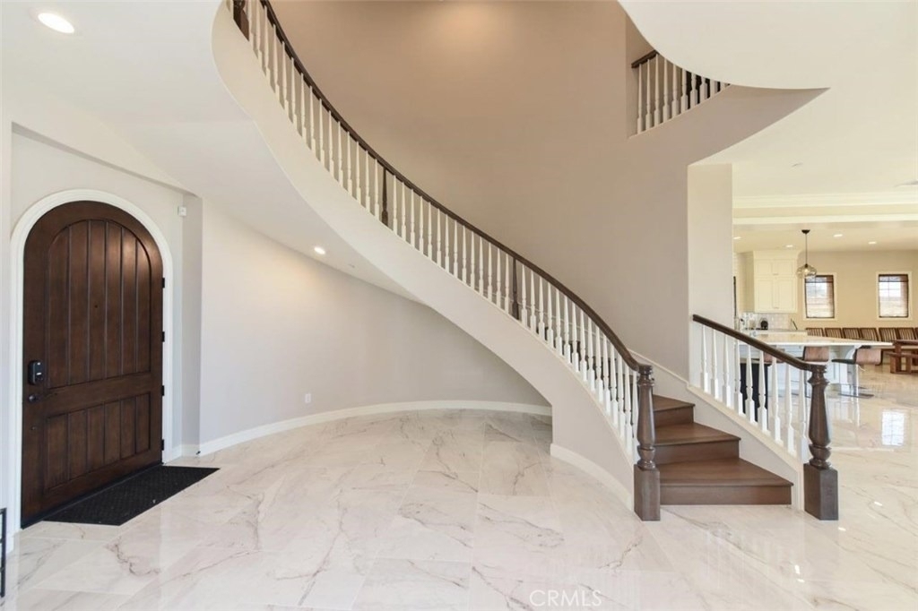 222 Clear Falls - Photo 4