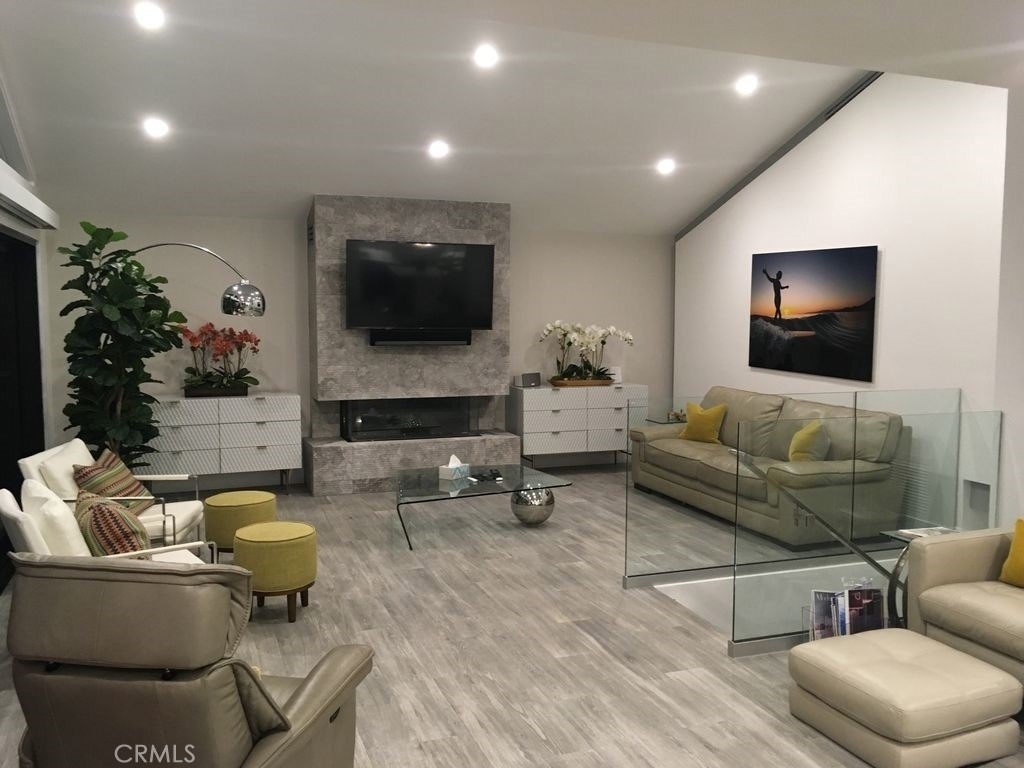 16 North Stonington - Photo 11