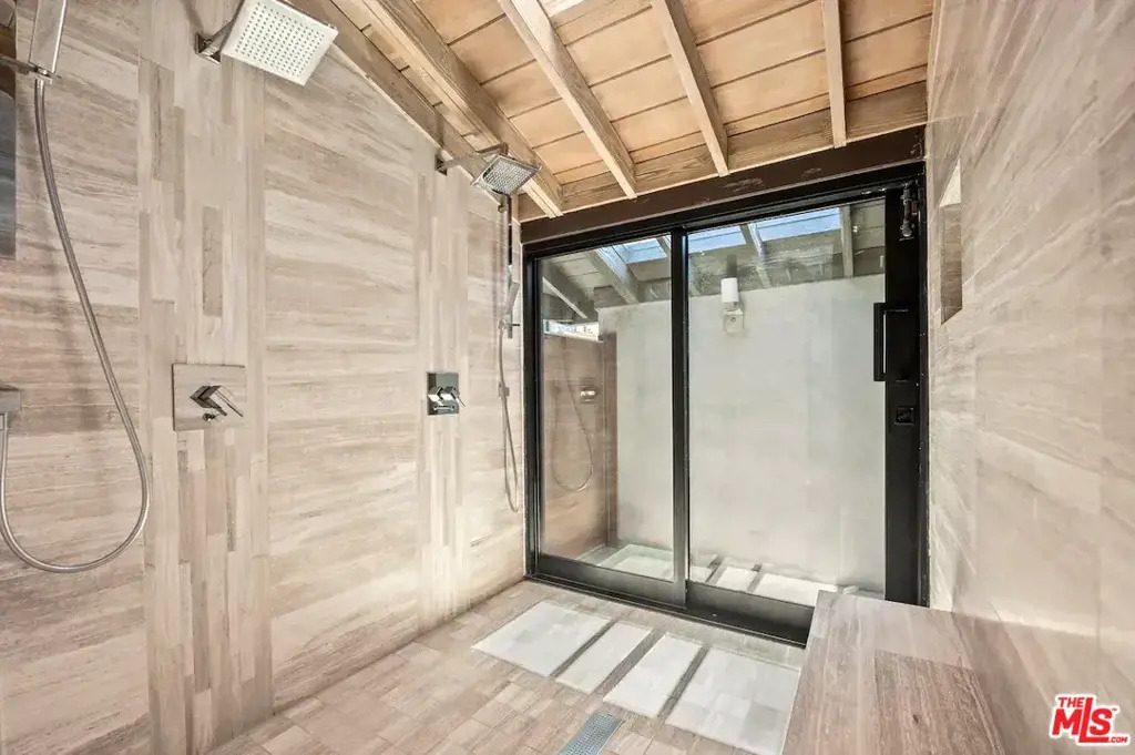 24608 Malibu Road - Photo 18