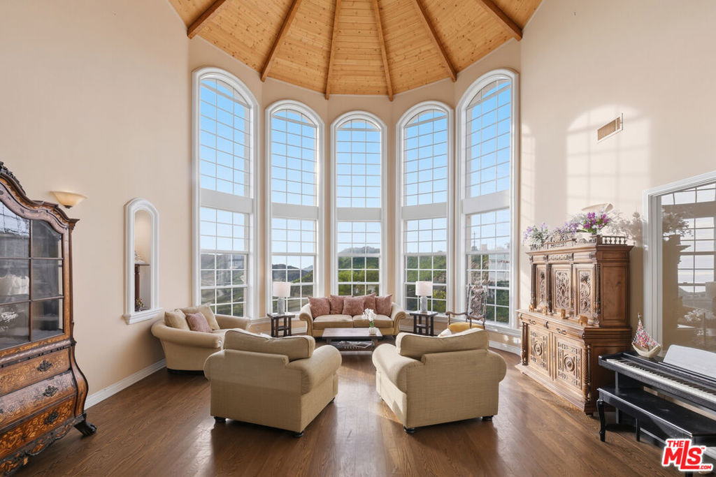 501 Sadie Road - Photo 9