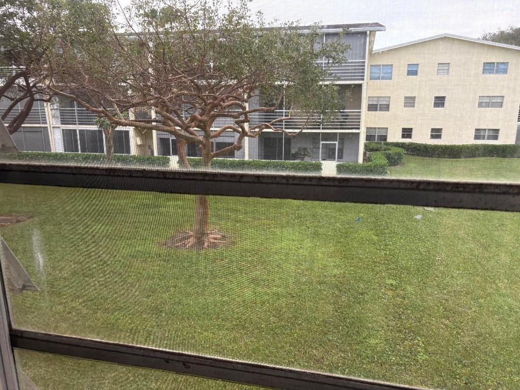 186 Dorset E - Photo 17