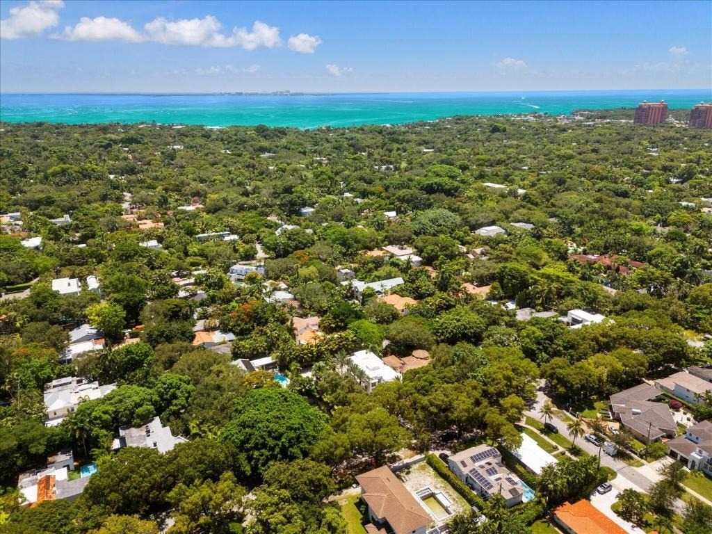 3917 S Le Jeune Road - Photo 23