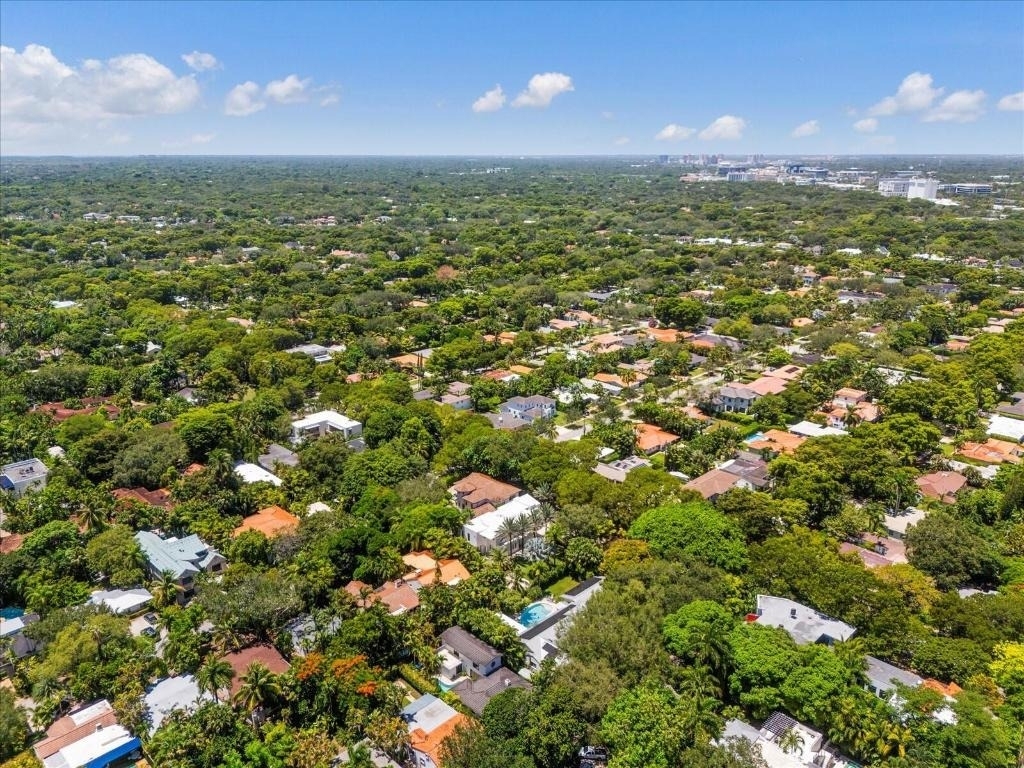 3917 S Le Jeune Road - Photo 20