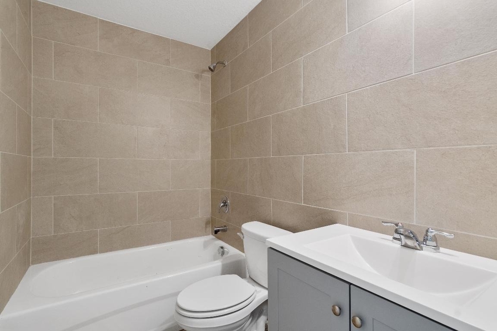 1405 Avenue G - Photo 17