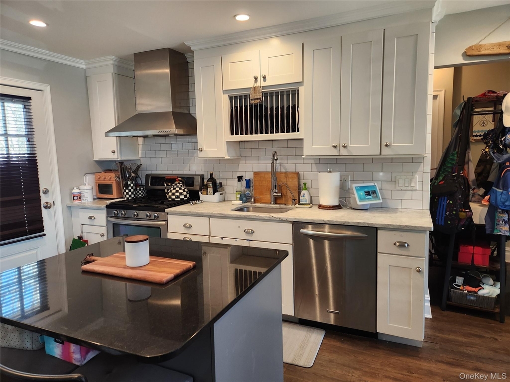 63 Kerrigan Street - Photo 3