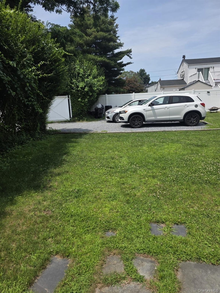 23 Seaman Neck Road - Photo 11