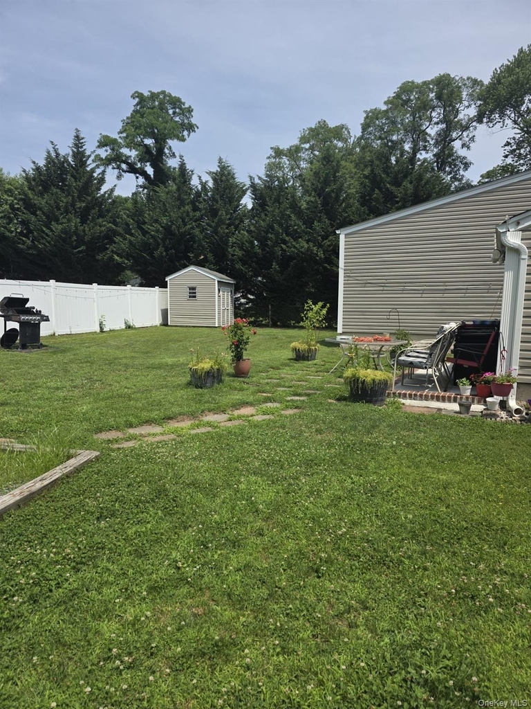 23 Seaman Neck Road - Photo 9