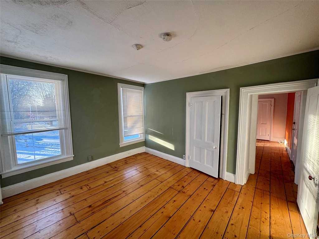 1860 E Main Street - Photo 2