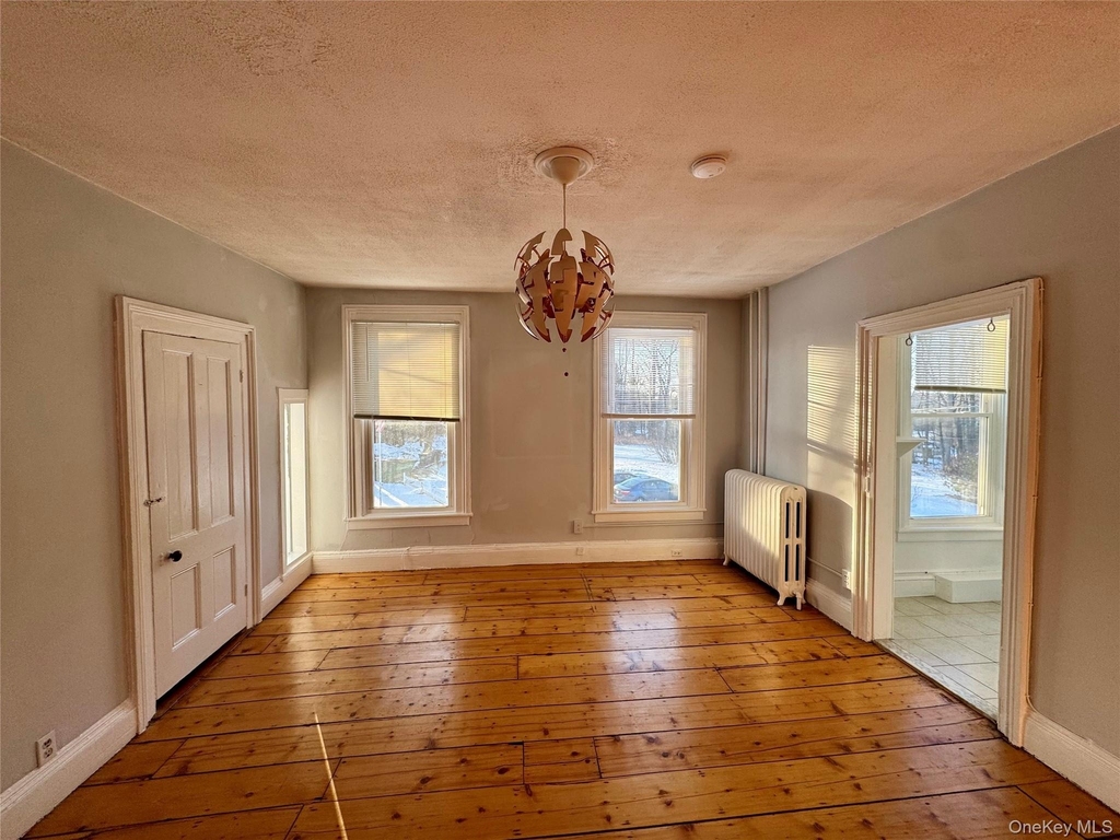 1860 E Main Street - Photo 0