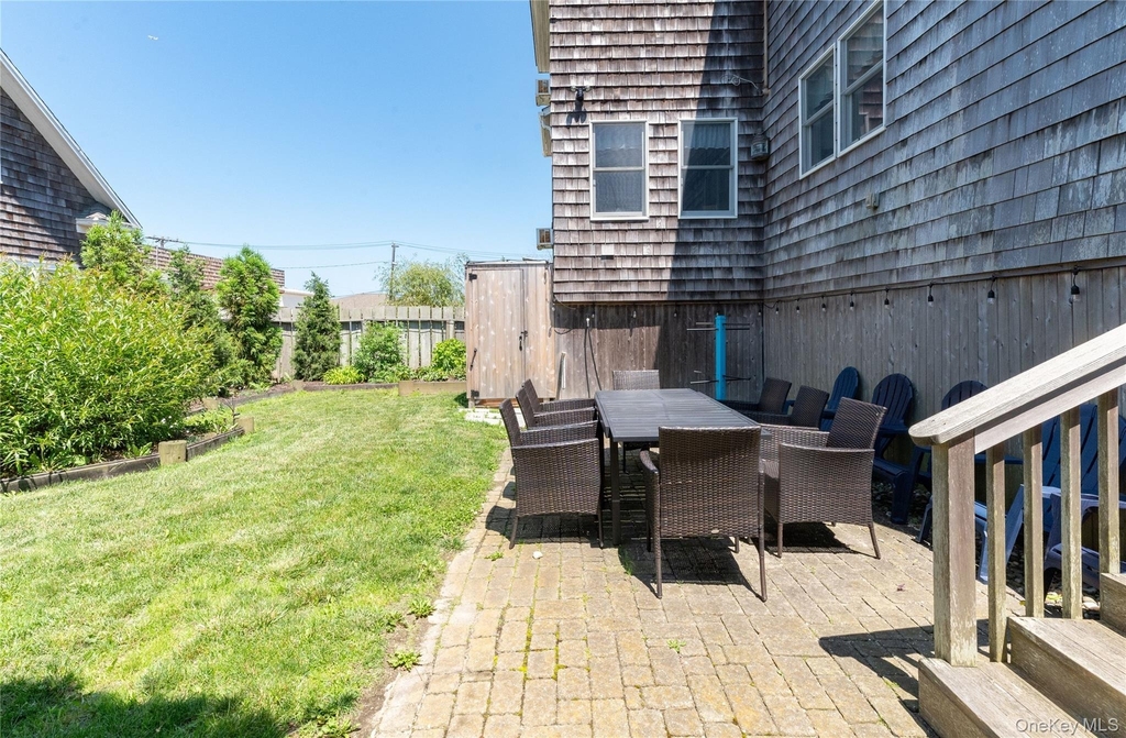 639 Ocean Breeze Walk - Photo 14