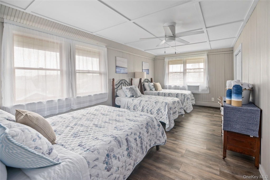 639 Ocean Breeze Walk - Photo 10