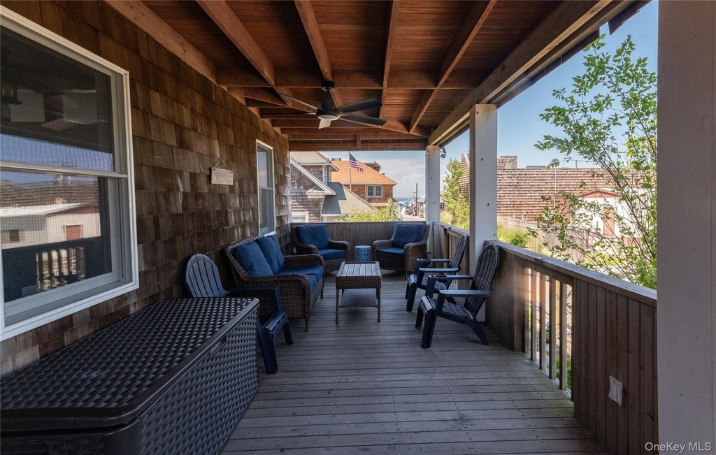 639 Ocean Breeze Walk - Photo 13