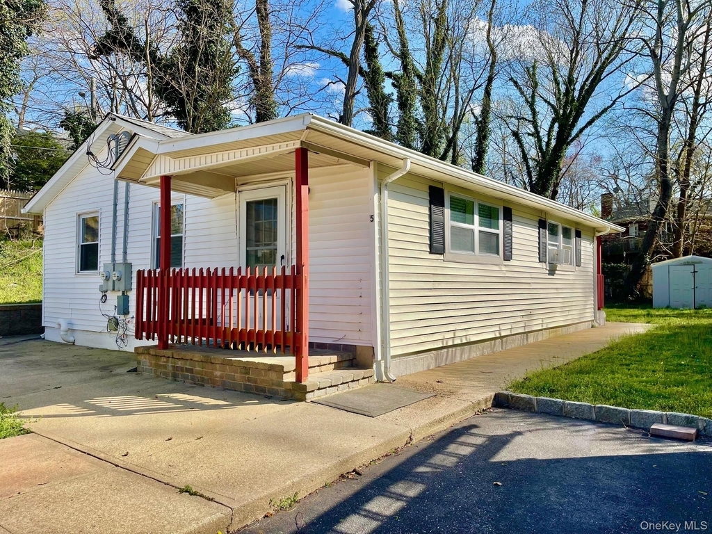 188 Hallock Landing Road - Photo 1
