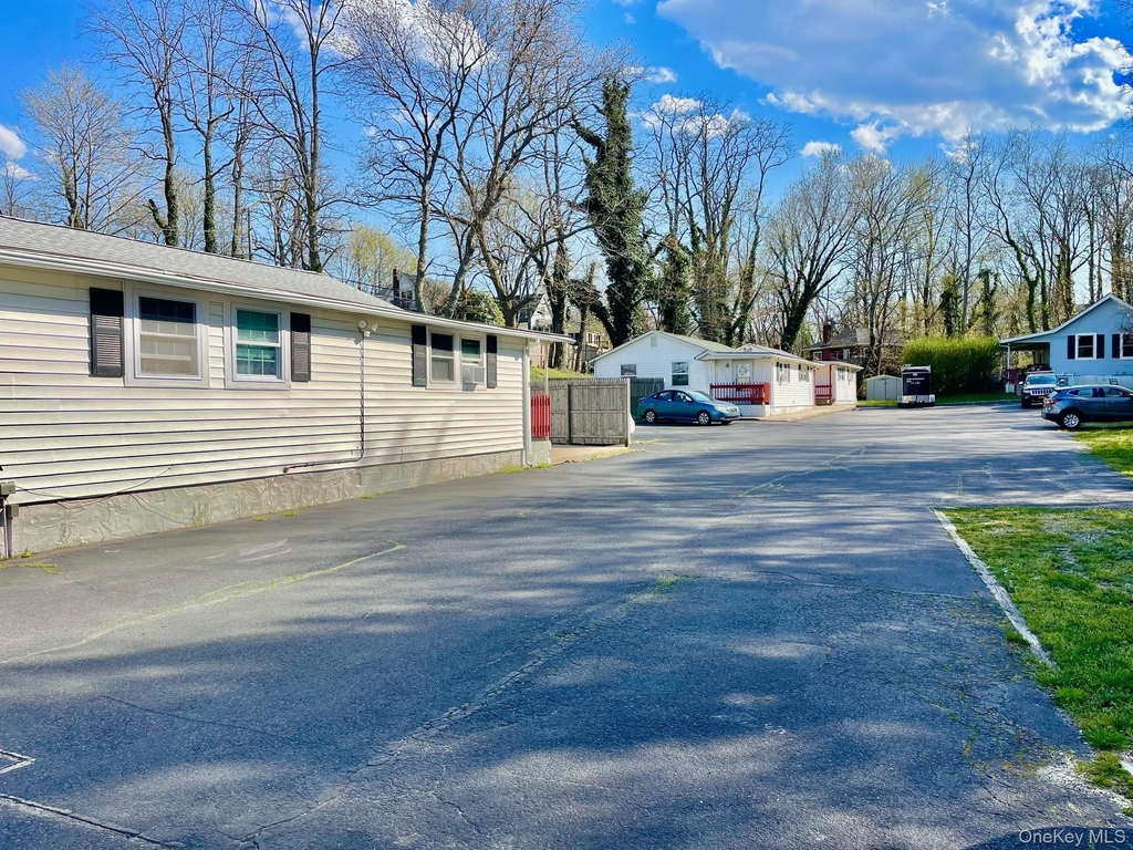 188 Hallock Landing Road - Photo 15