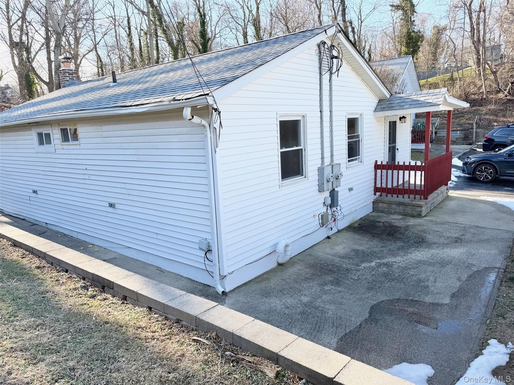 188 Hallock Landing Road - Photo 14