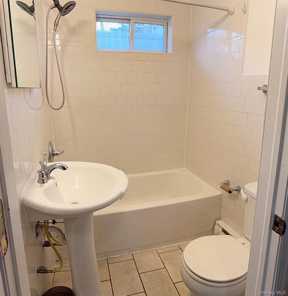 188 Hallock Landing Road - Photo 5