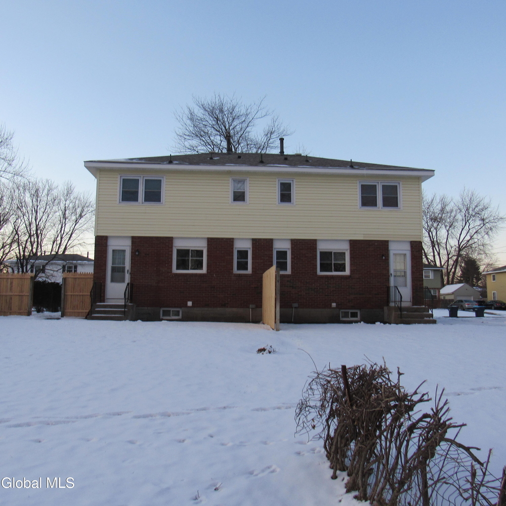 34b Commodore Street - Photo 4