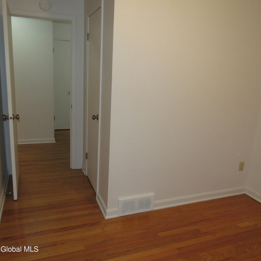 34b Commodore Street - Photo 17