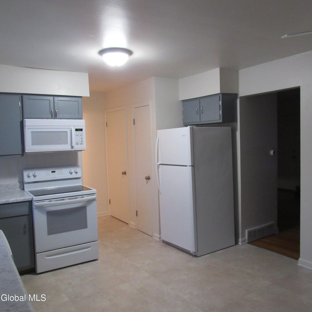34b Commodore Street - Photo 12