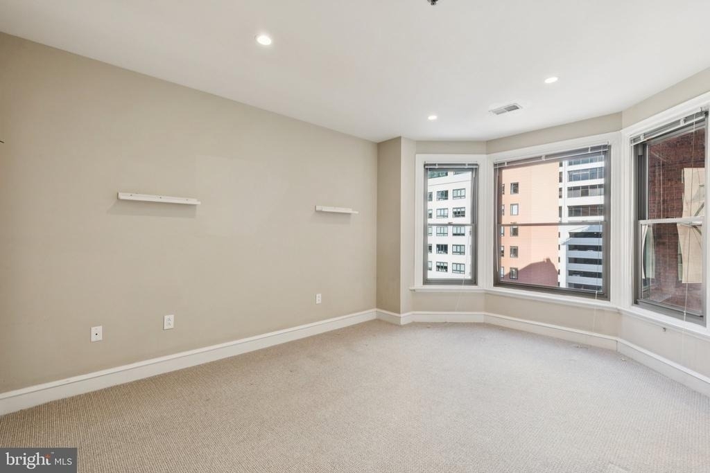 1811 Chestnut Street - Photo 22